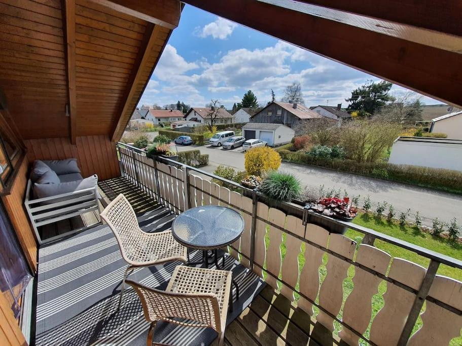 Gemuetliche Wohnung Bei Bad Waldsee Mit Balkon Extérieur photo