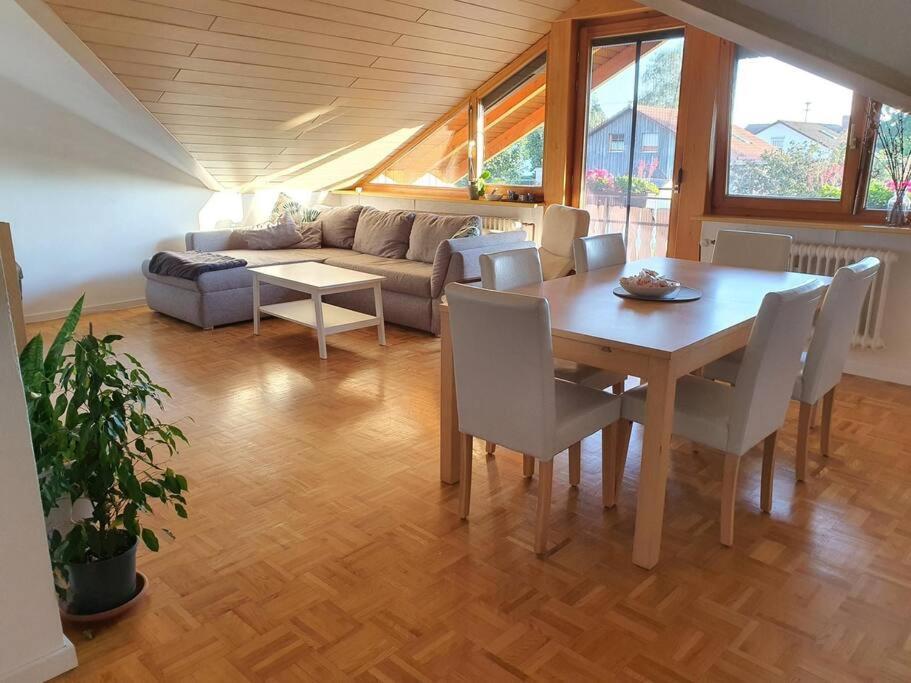 Gemuetliche Wohnung Bei Bad Waldsee Mit Balkon Extérieur photo
